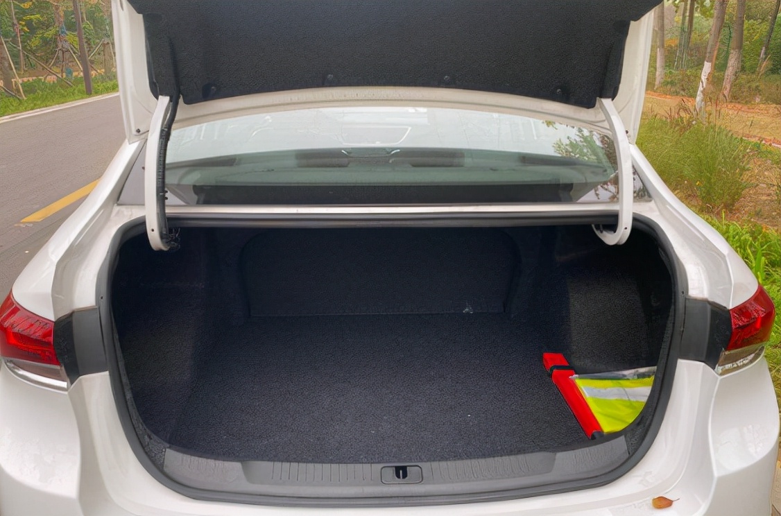 别克英朗用车口碑分享,别克英朗跑了15万公里用车体验