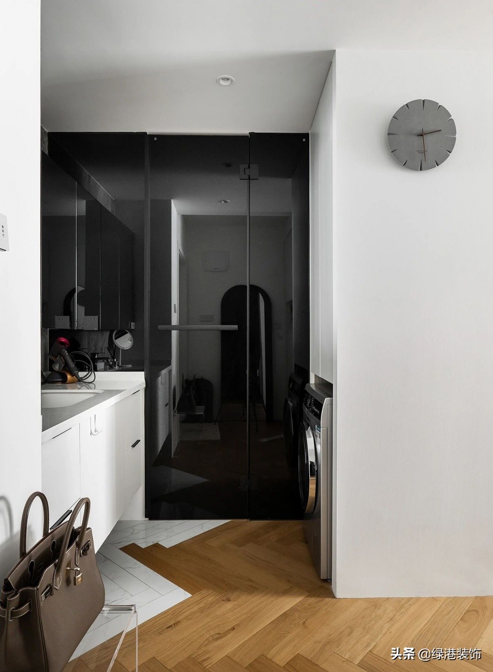 沈阳装修卧室门款式推荐,沈阳装修公司门市推荐