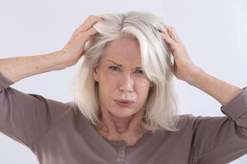 经常染发对身体的危害是什么,染发太频繁会有哪些危害