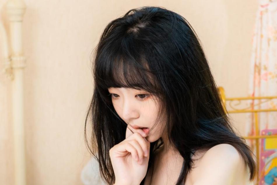 腾龙35-150mmf22.8,佳能351.4和501.2哪个好