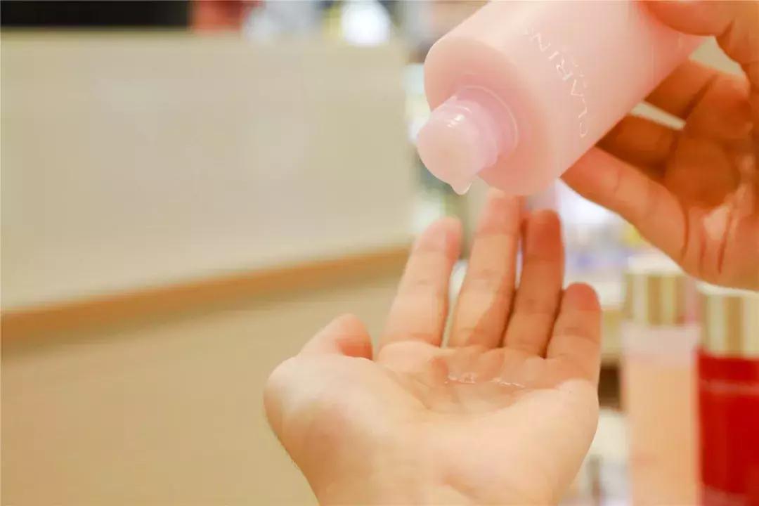 市中心这家高精尖卖场疯狂折扣！直降+团券，送的比买的多