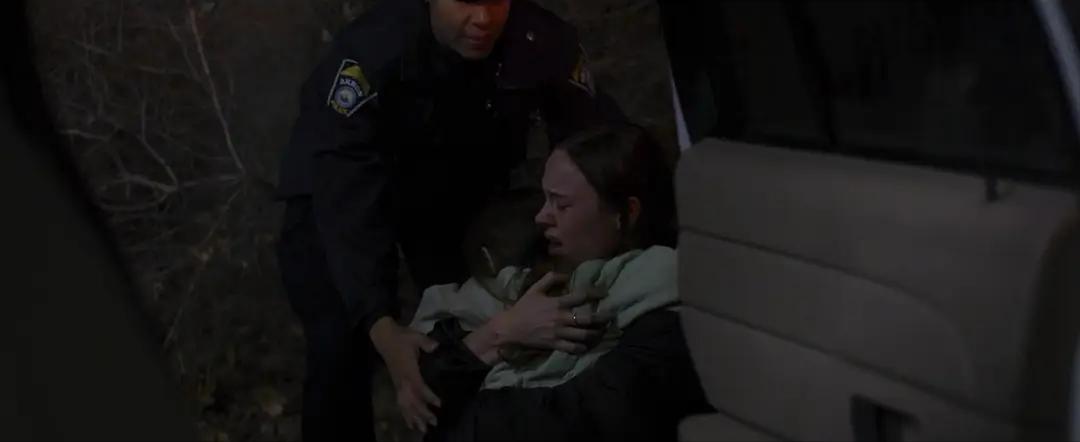 疯狂男人囚禁女孩7年，越看越窒息越揪心，真事改编的电影