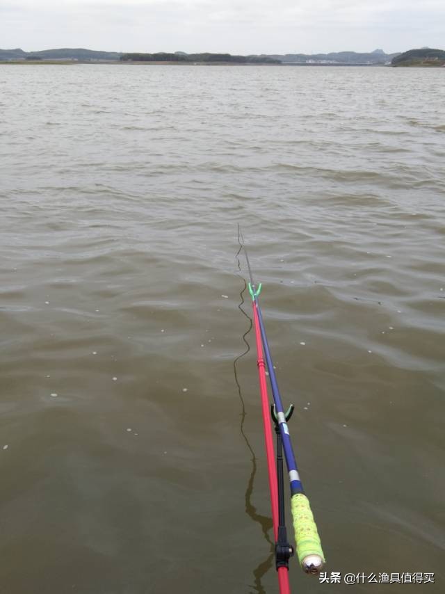 冬天钓鲫鱼小综合鱼竿,寒潮大风天钓鱼
