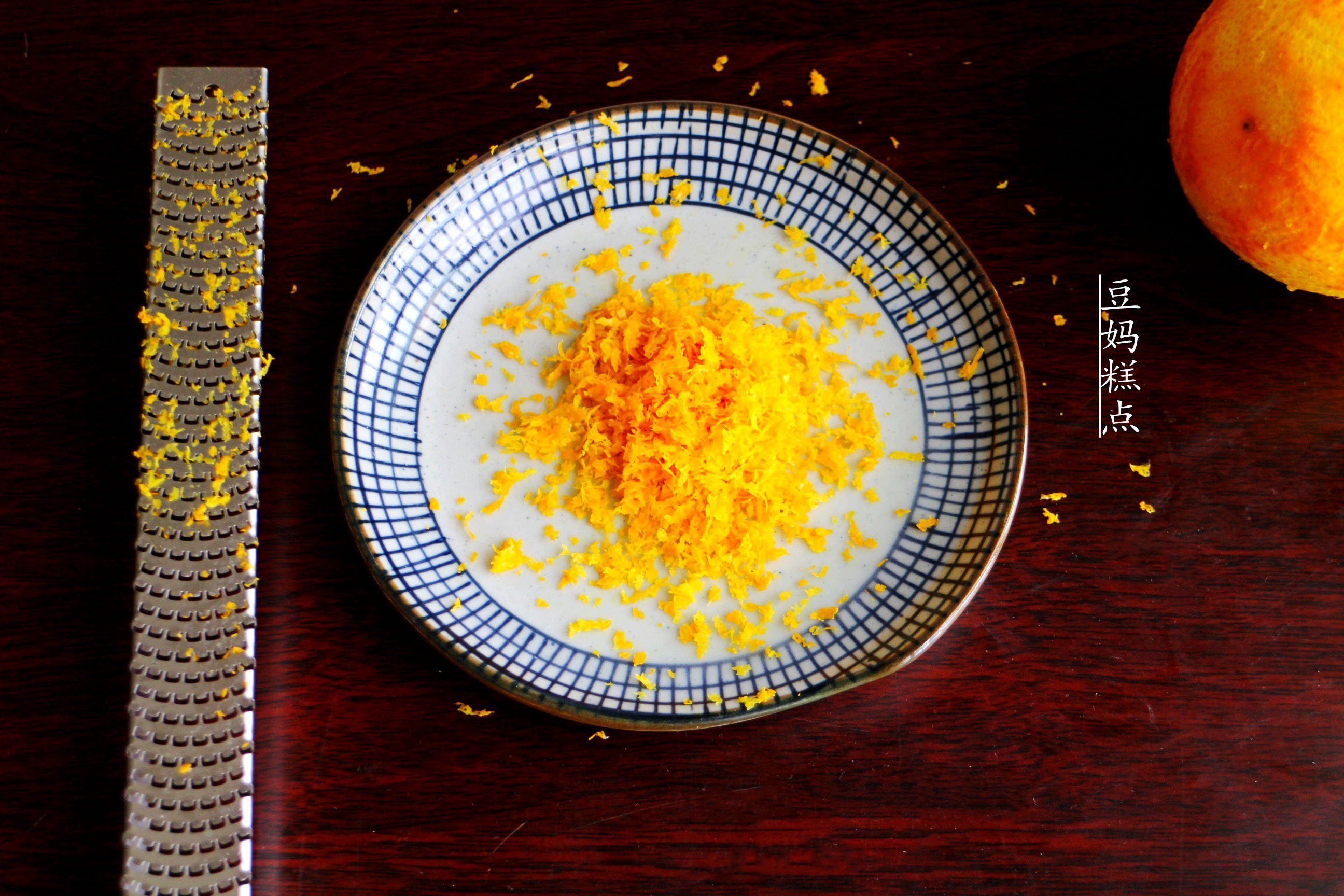 简易无油无糖面包不用揉面,低糖低油又松软的懒人面包