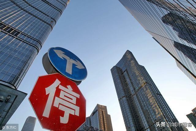 不买房的人反而赢了,买房和不买房10年后的差距