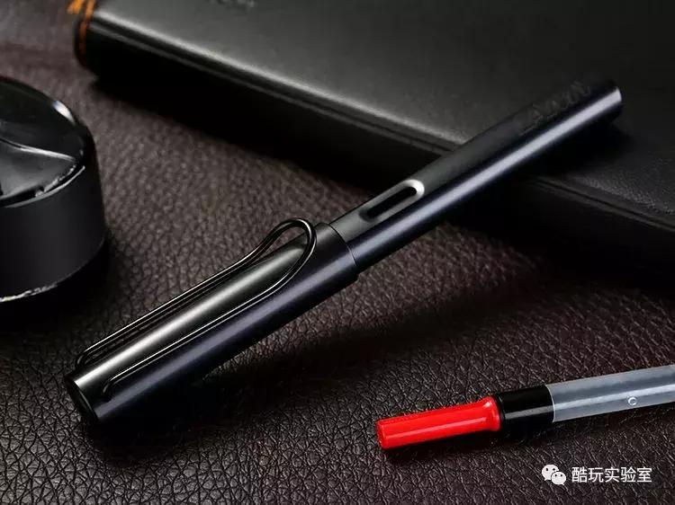 国货被嫌弃,当国货遇到非遗国潮诞生