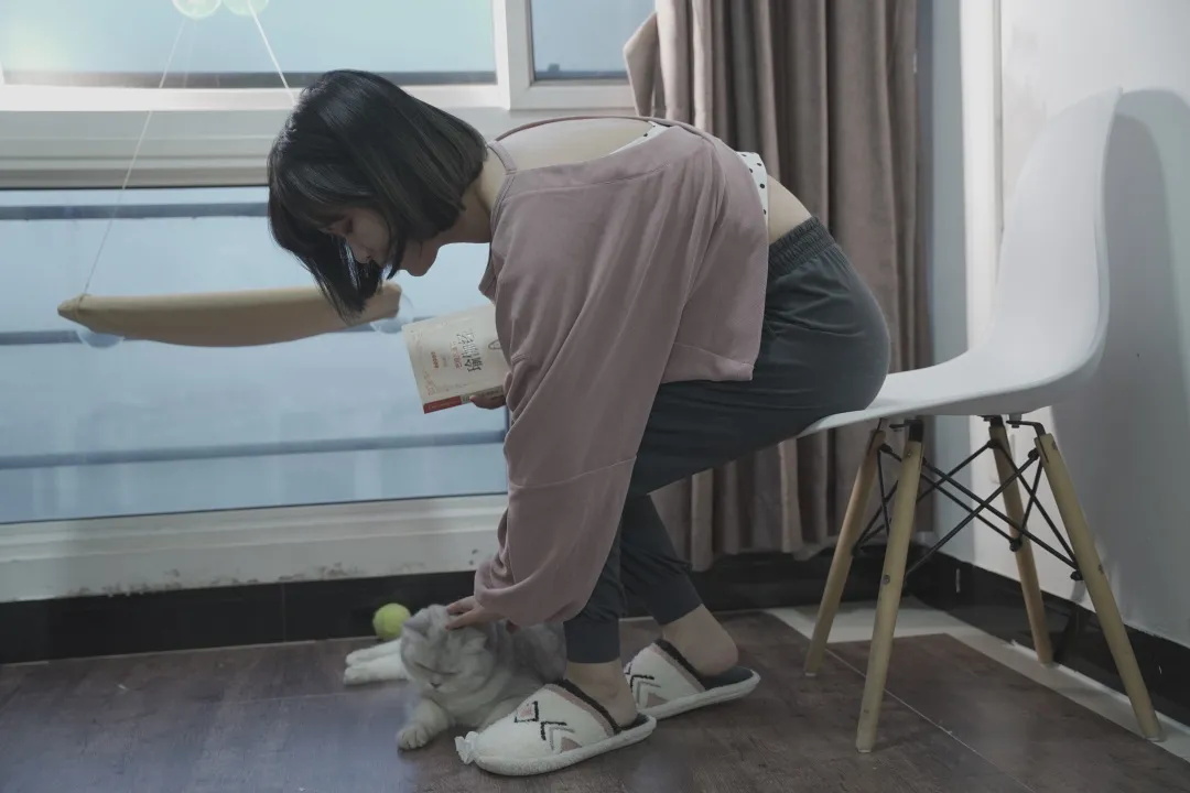 30岁转行做瑜伽教练晚么,33岁还适合做瑜伽老师吗