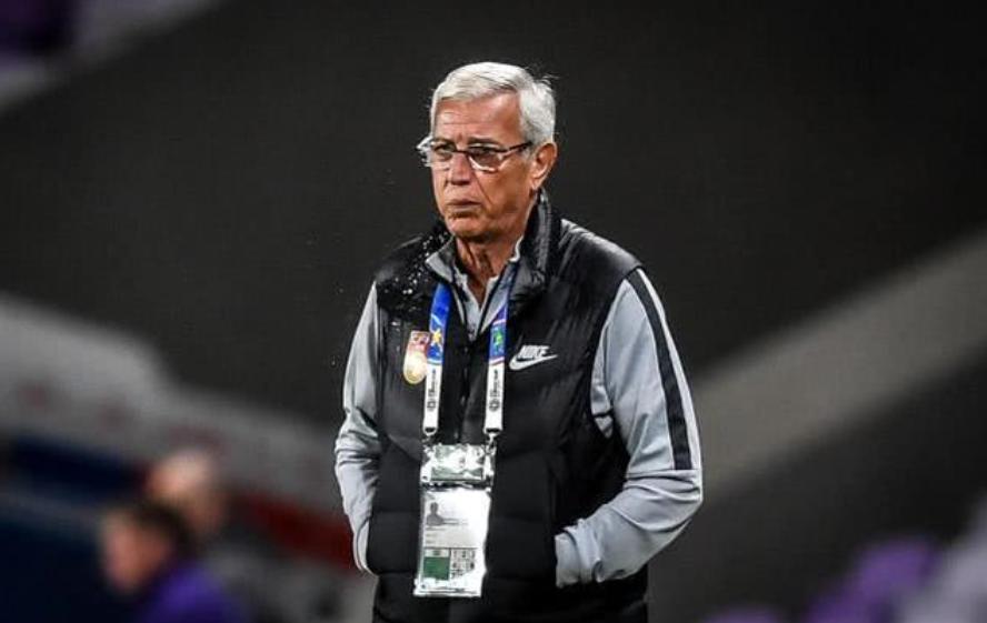 国足vs伊朗赛后里皮,国足亚洲区预选赛8强对战伊朗