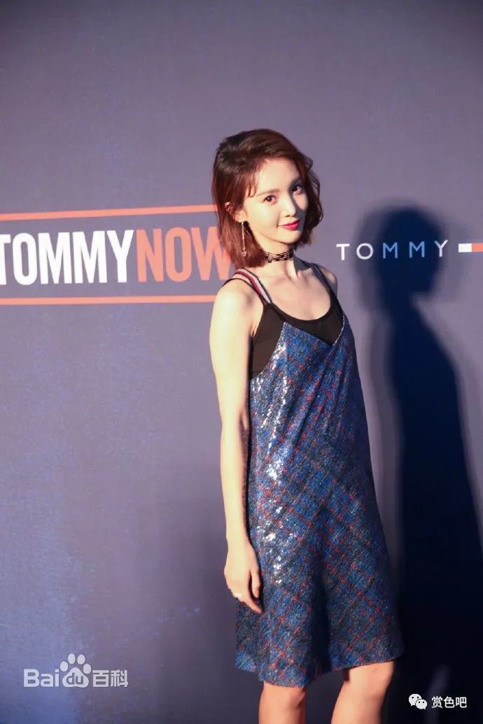 金晨的唯美甜美的写真,眼睛深邃的女星金晨