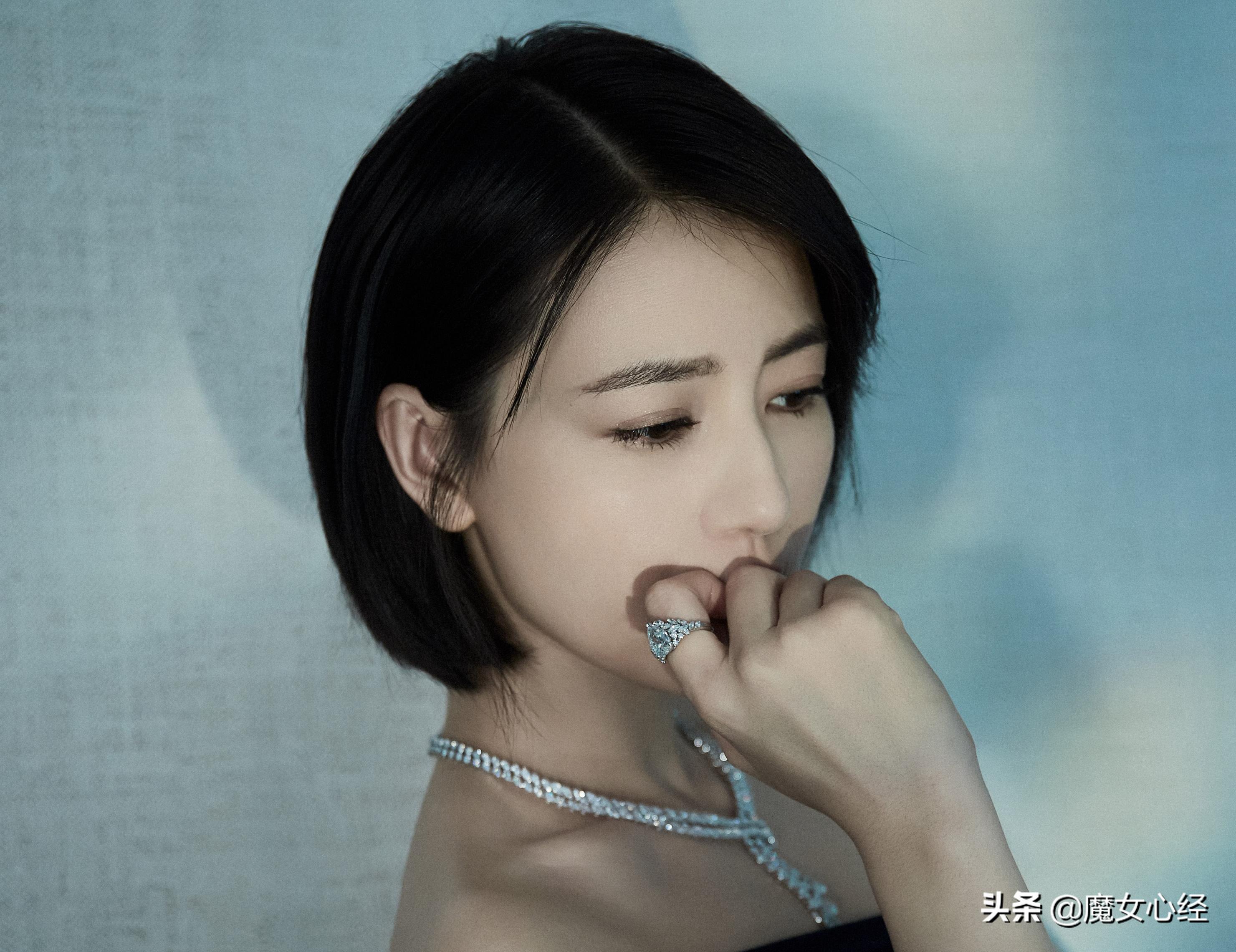 中长粗硬的发质适合什么发型,适合发量少发质细软的发型