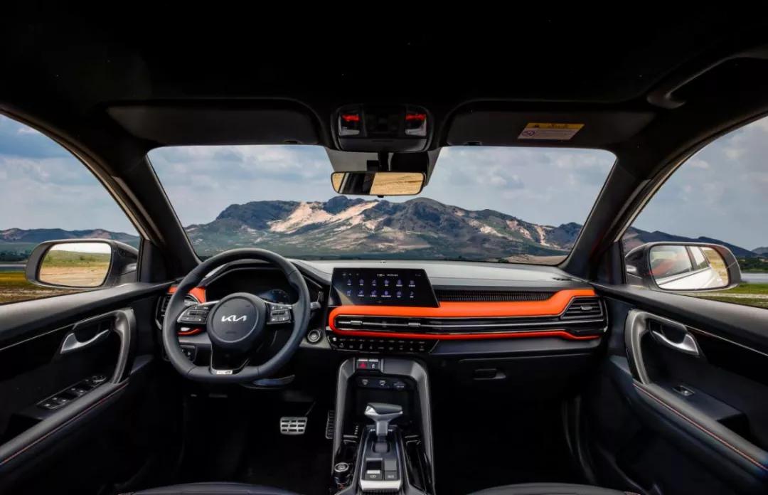 除了“天花板”1.5T发动机，它还有啥？|试驾东风悦达起亚智跑Ace