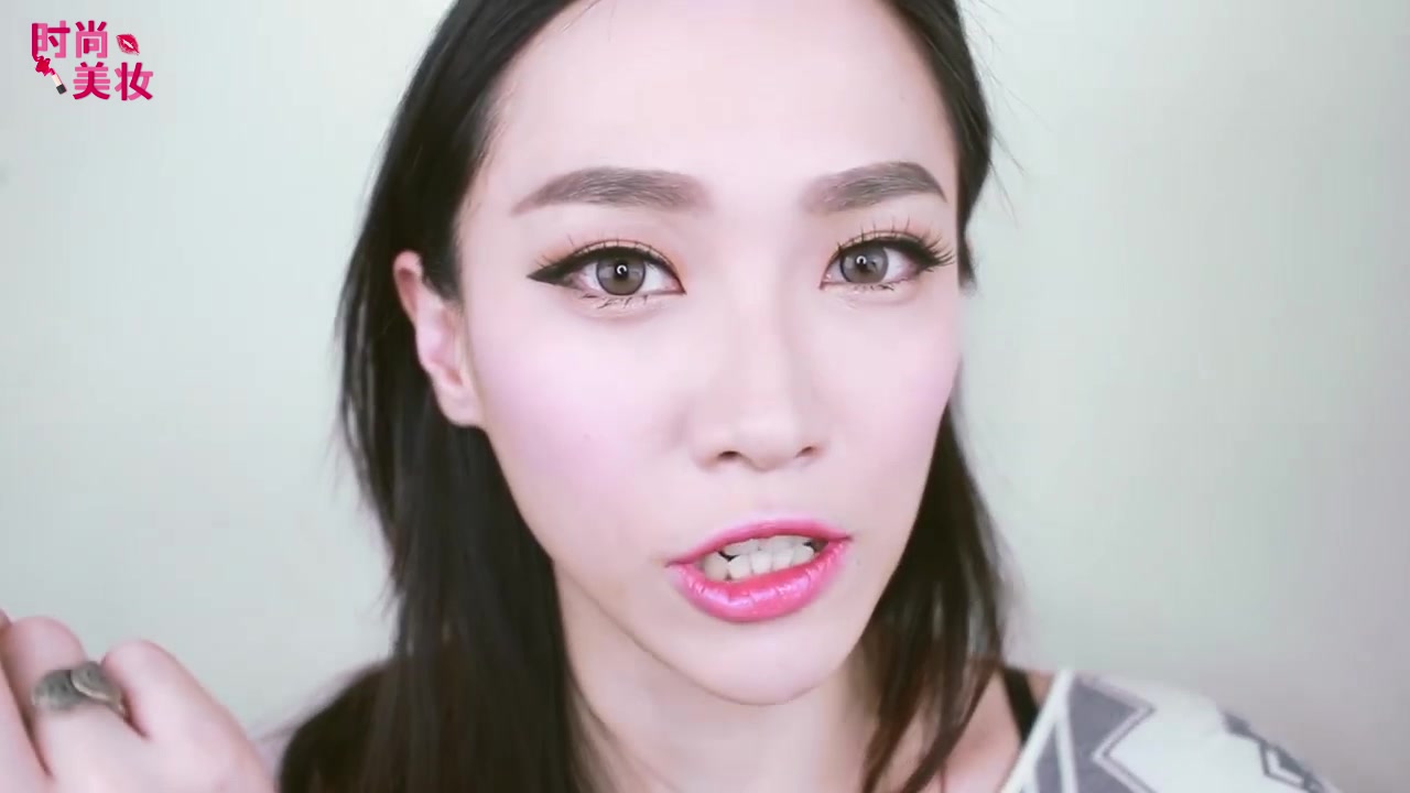 为什么画完眉毛特别容易脱妆,四叉眉笔不脱妆让眉毛根根分明