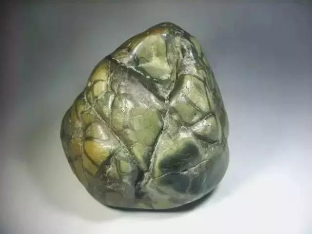 玩玉的人必备的东西,玩玉之人最深度解析