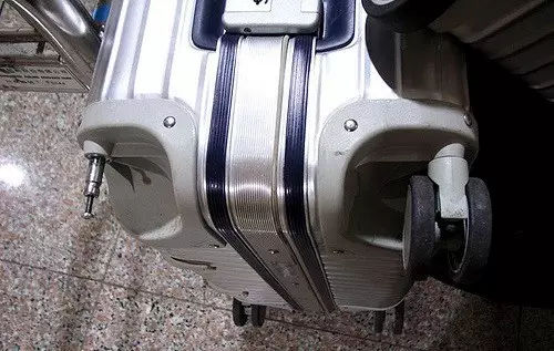 国产的旅行箱哪个好,旅行箱口碑最好的是哪一款