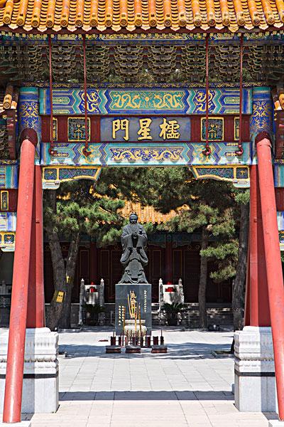 哈尔滨市内环境,哈尔滨一年四季的现状