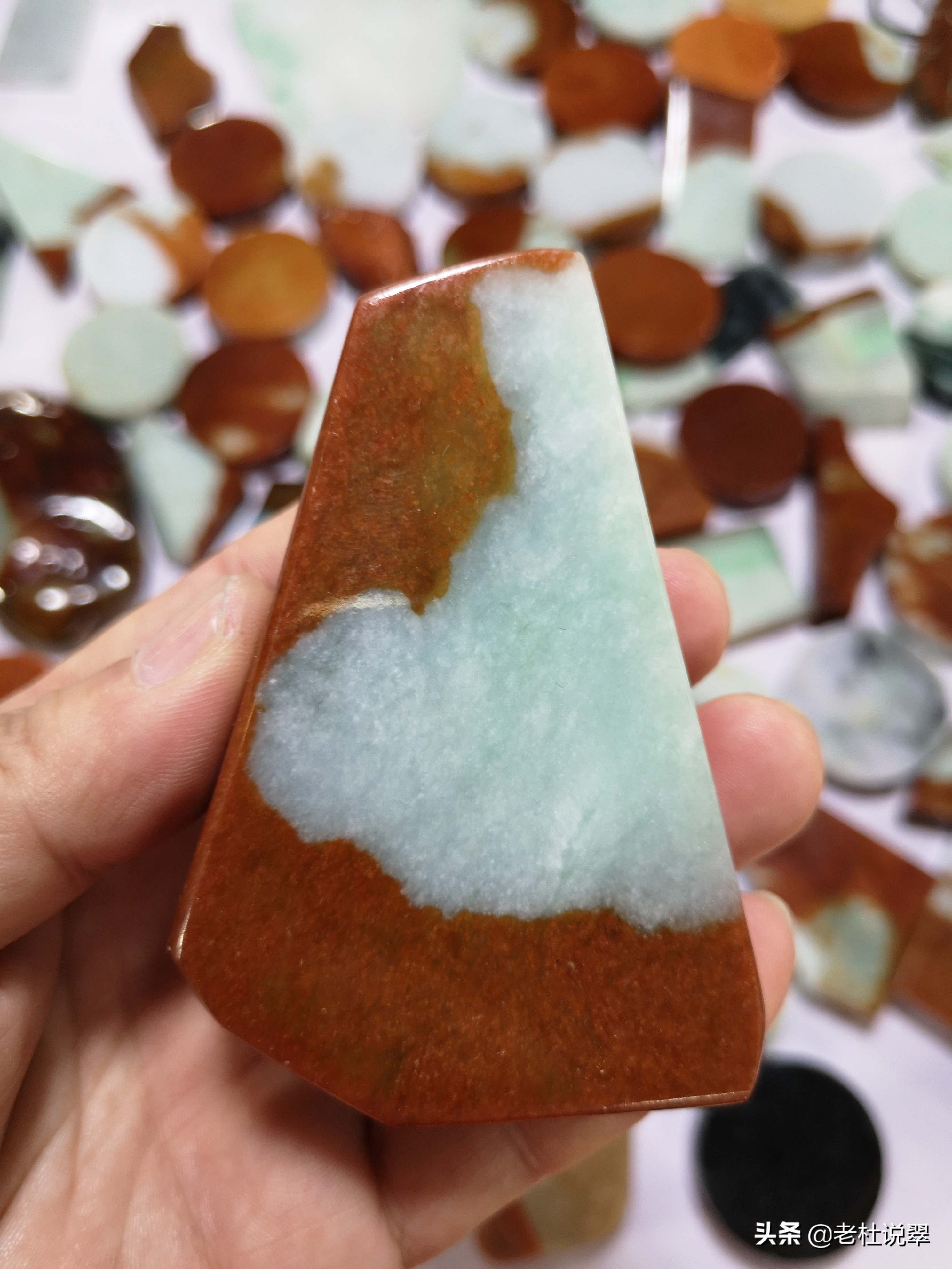 常见的翡翠优化处理有几种，优化过的翡翠到底能不能佩戴？