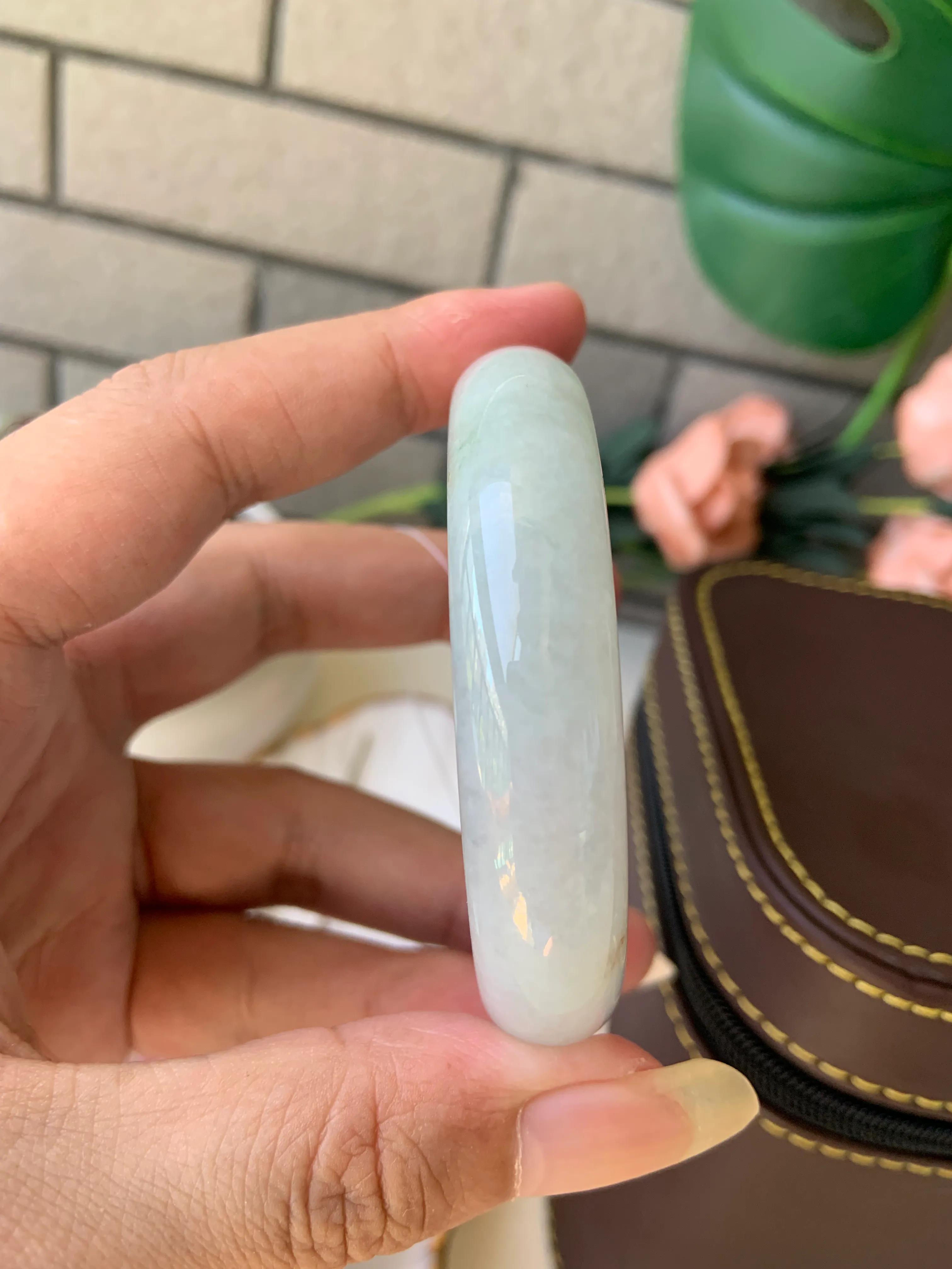 缅甸天然翡翠a货黄加绿手镯,缅甸翡翠手镯a级真品带黄翡