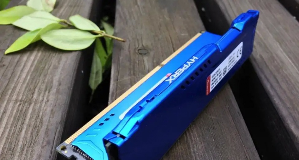 三星海力士金士顿内存条哪个好,戴尔电脑内存条用金士顿还是三星