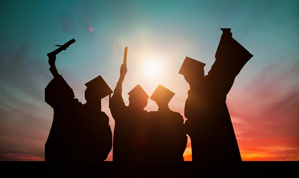 毕业季如何找工作，进装修公司学设计是个可靠的选择