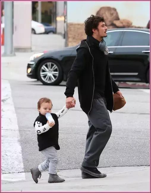 娆х編鏄庢槦瀹濆疂绌挎惌,鍥藉鏄庢槦瀹濆疂绌挎惌