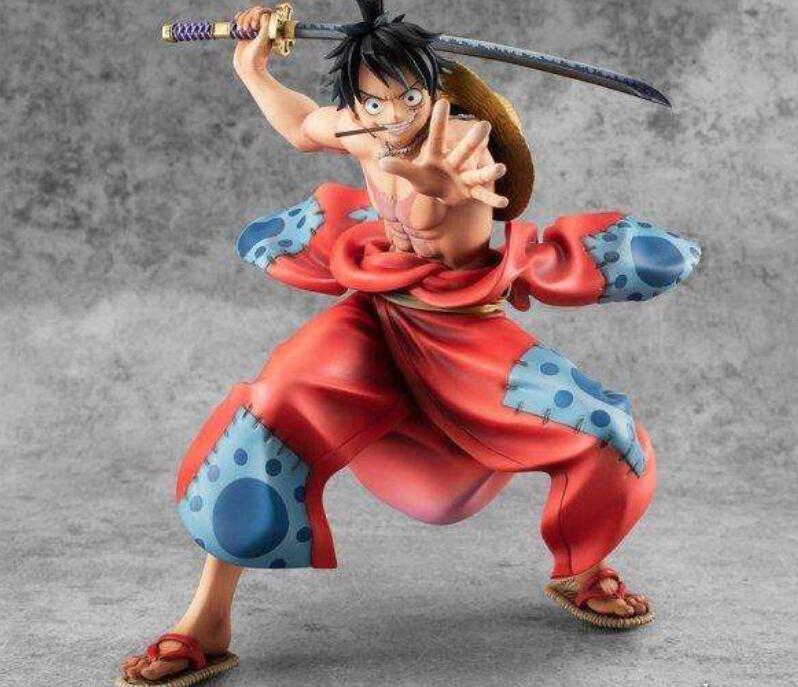 索隆对战鹰眼手办,索隆鹰眼山治路飞手办