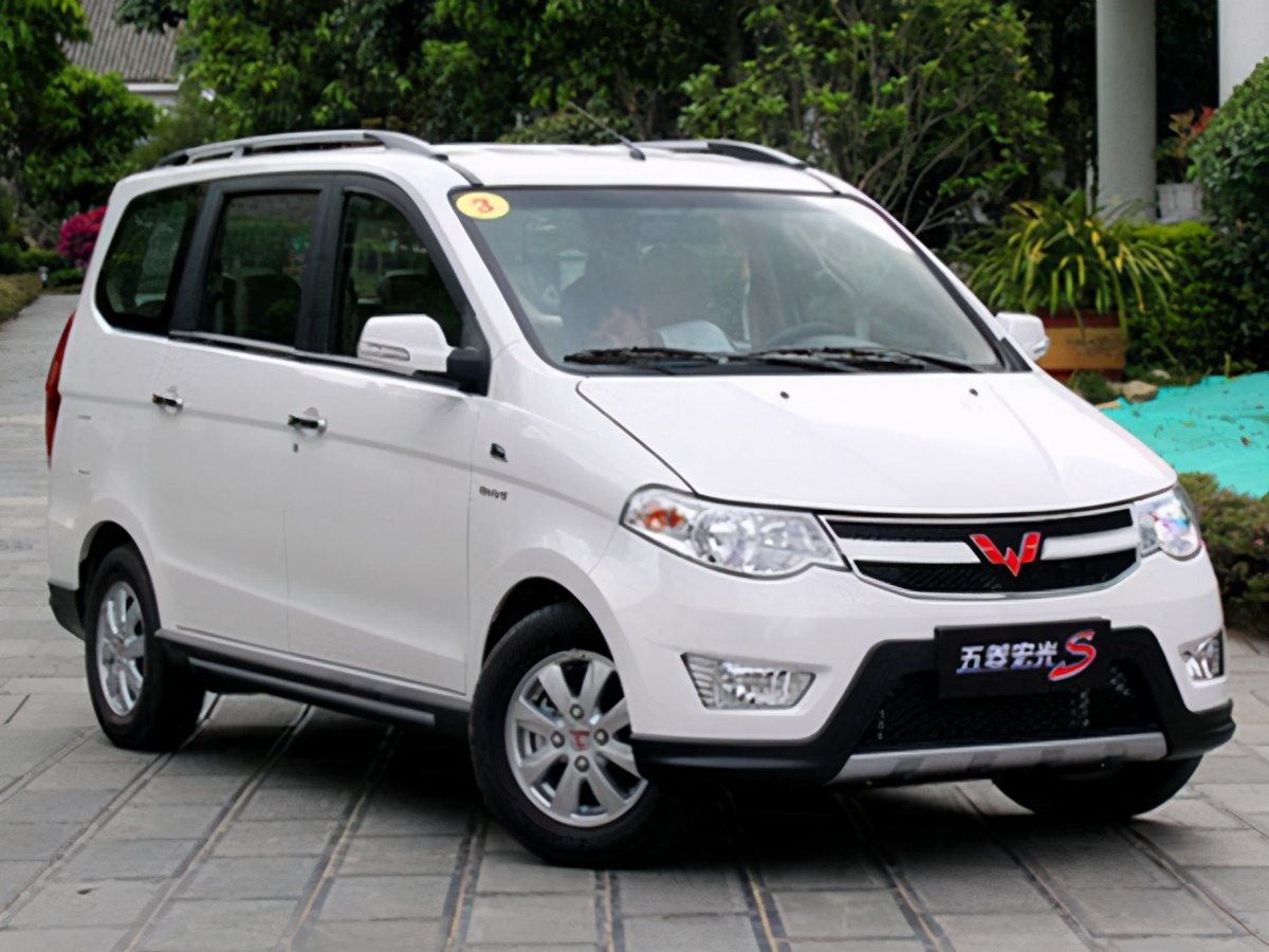 mpv国产家用神车排行,长安欧诺s五座对比五菱宏光v五座