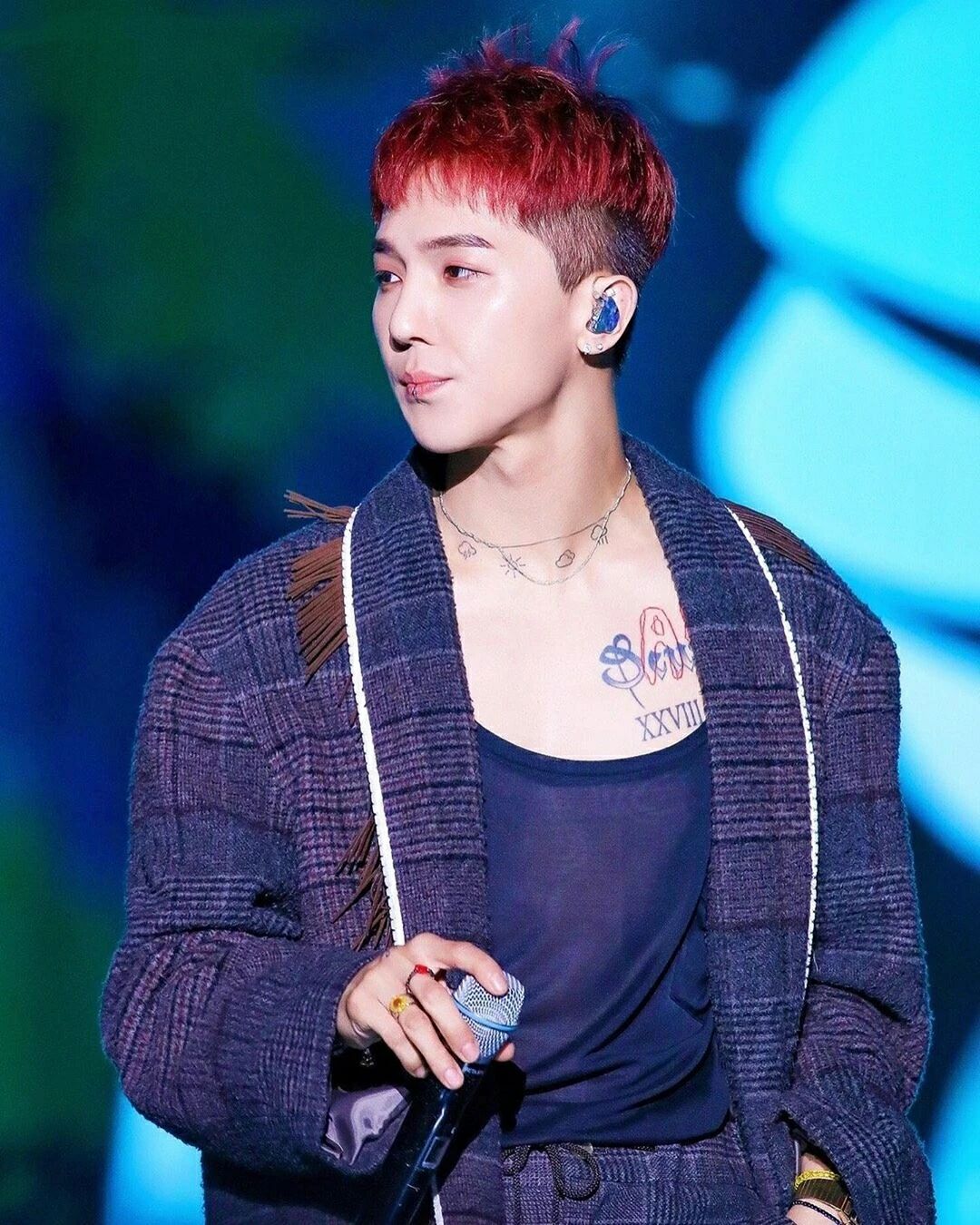 几种锅盖头男生发型的图片和名称,男生类似锅盖头的发型