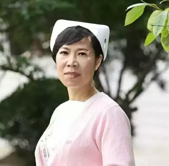 撕贴膜有气泡怎么办,贴膜有大水泡需要处理吗