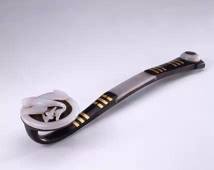 古人挠痒神器，一柄在握，岁美人和