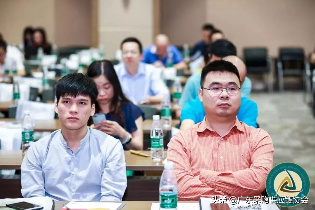 热烈祝贺集团年会圆满成功,热烈祝贺首届电商发展大会