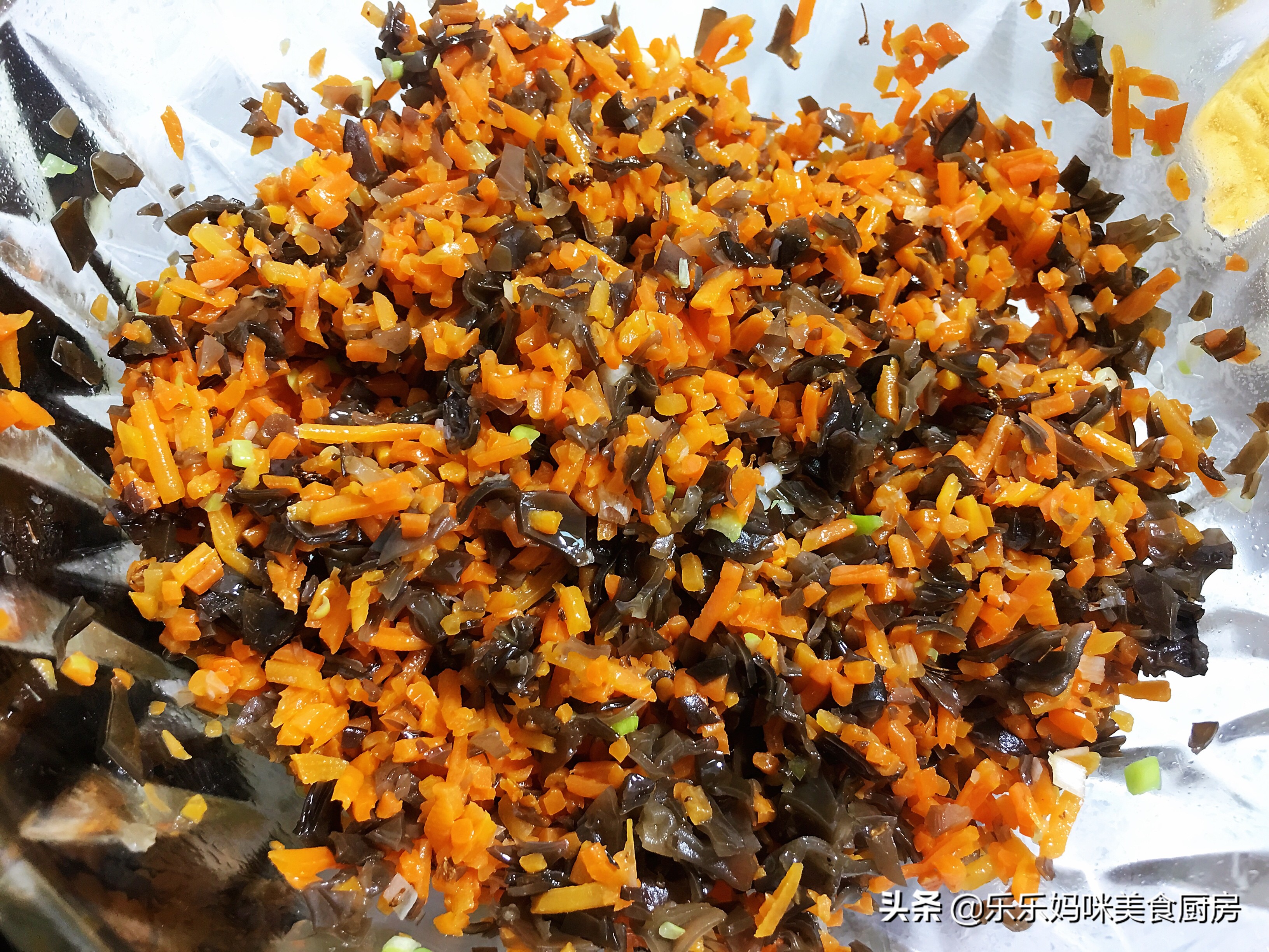 素饺子馅怎么调最好吃家常做法,素饺子什么馅好吃又简单做法