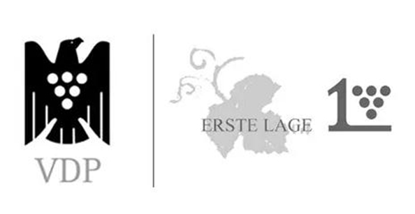 德国葡萄酒酒标背标,德国啤酒标志是个马