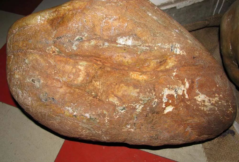 翡翠原石马崇仁 (翡翠大王马崇仁讲解翡翠赌石知识)