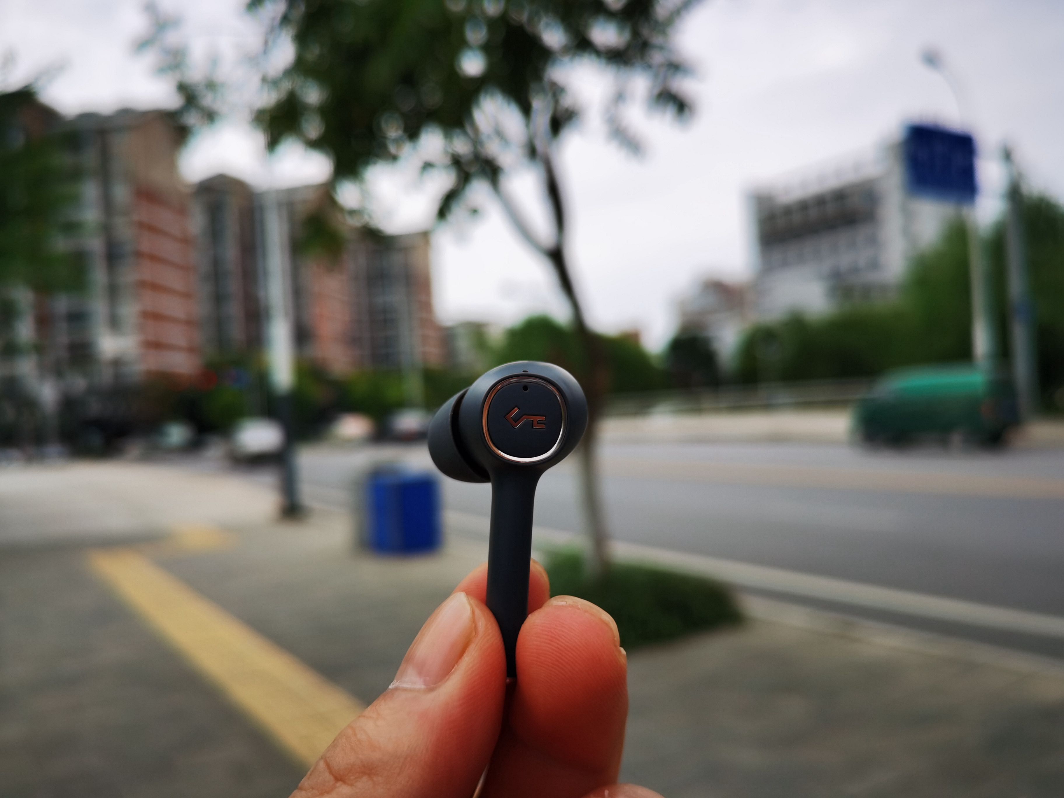 值得购买的头戴式降噪耳机,700元内主动降噪蓝牙耳机测评排名