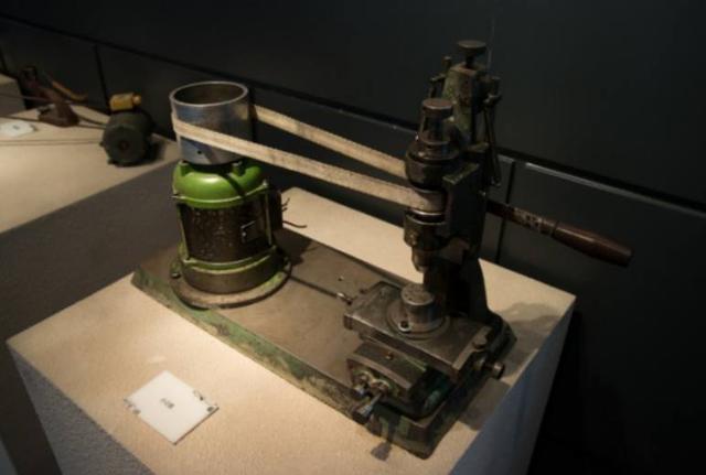 海鸥表博物馆第一展厅,中国第一块五星手表