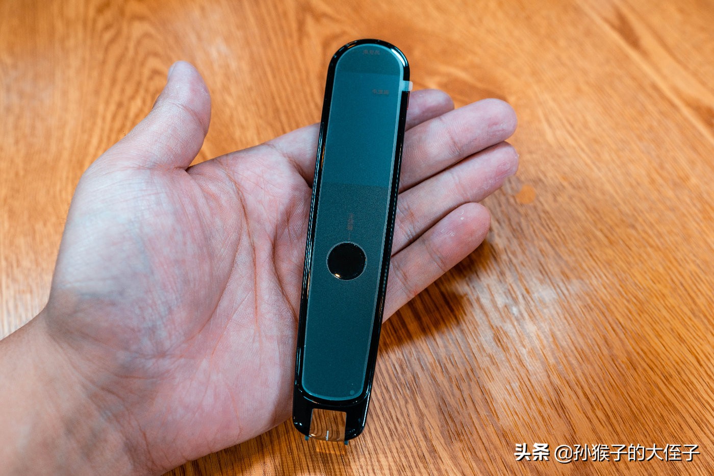 全科学习笔和有道词典笔哪个好,有道词典笔a6pro和x6pro区别大吗