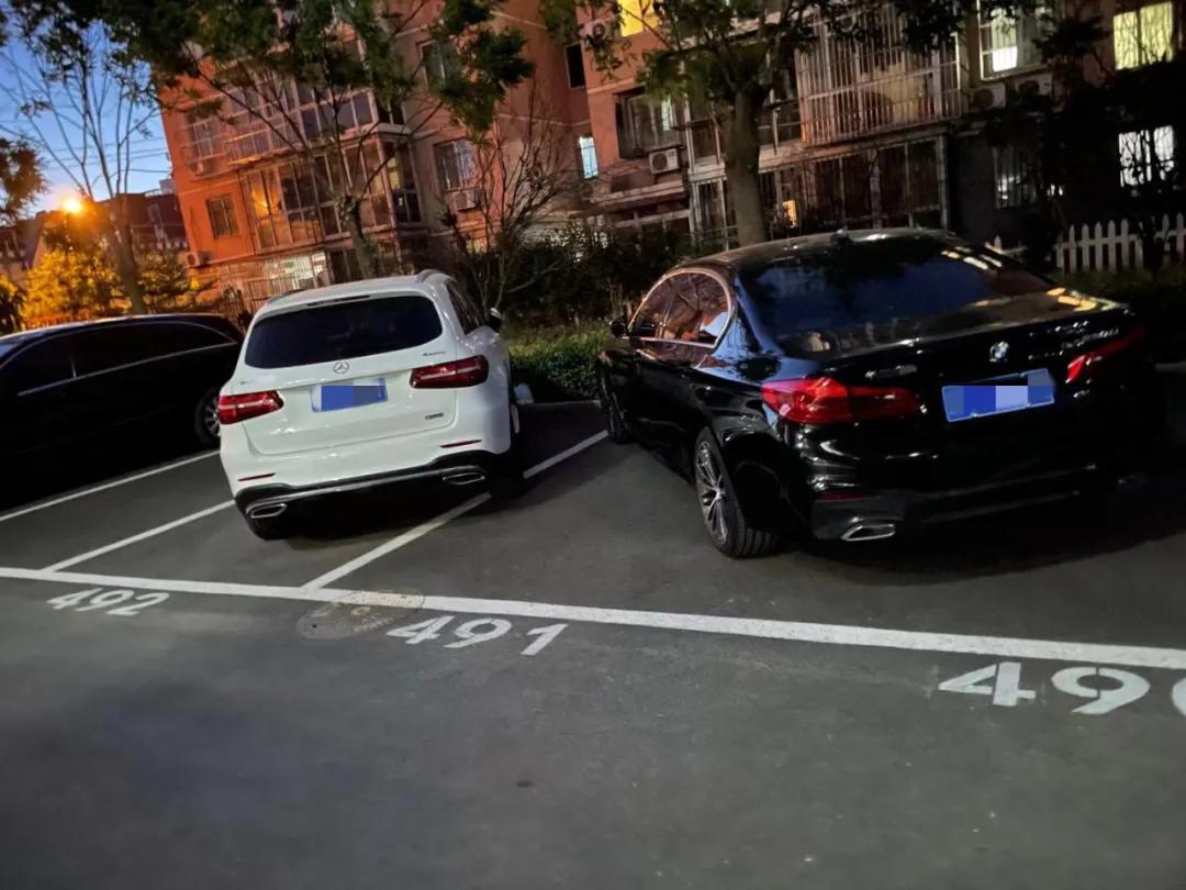 看看！顺义区石园这小区业主竟如此抢车位