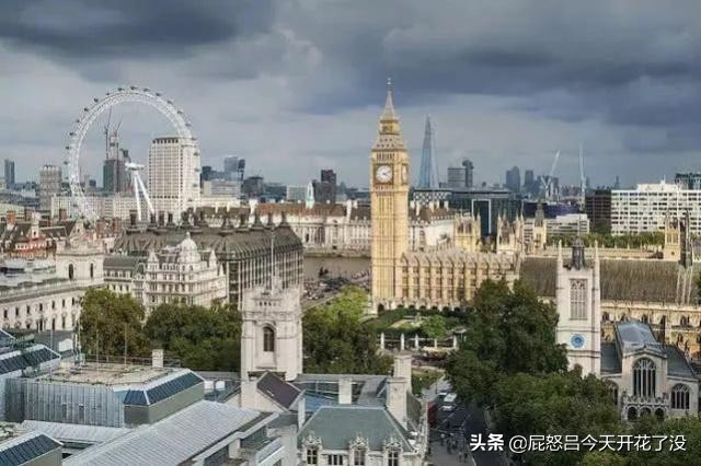 英国人嫌大本钟太脏，花5亿费4年大翻修，还要整成“蓝”色！