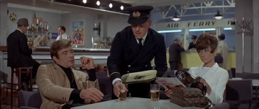 lv奢侈品值得入手吗 (lv的奢侈品值得买吗)