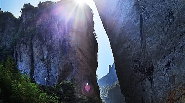 浙江有哪些有瀑布的旅游景点,浙江旅游景点推荐瀑布
