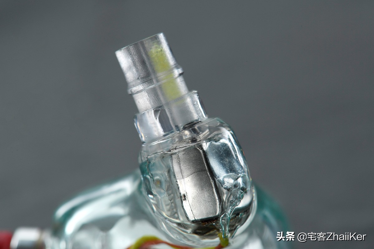 索尼黑砖配什么耳机最佳,索尼颈挂式耳机十佳评测