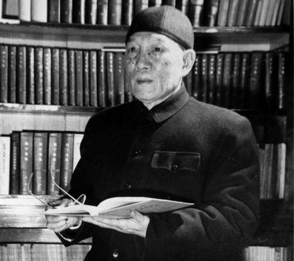 毛主席到武汉后，说：无论什么时候，李达都可以来见我