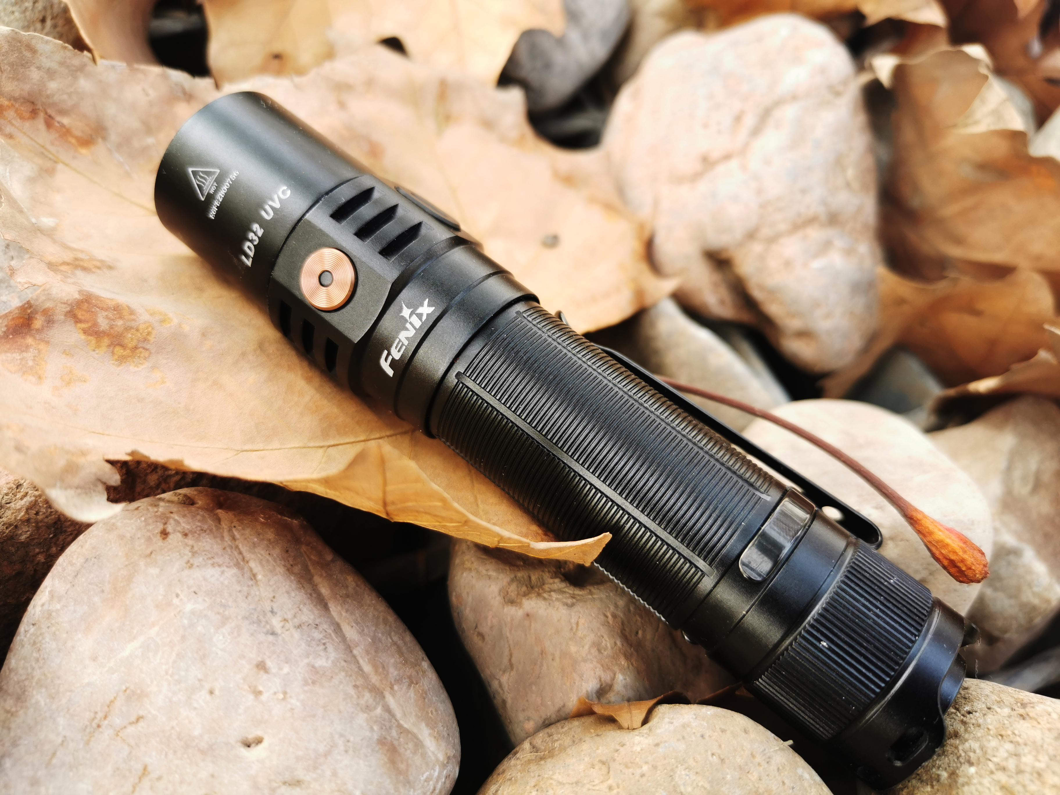 户外手电也能杀菌?FenixLD32手电化身成为抗疫EDC