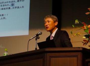 授权连载《生活在火热激情里》11日本天野医生诠释“医道”