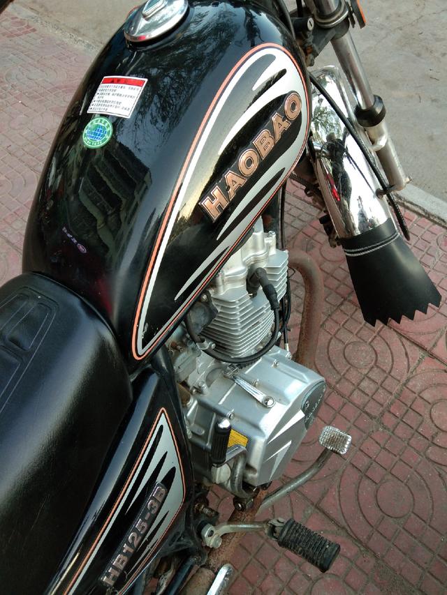 摩托车油箱有锈迹影响使用吗,货车油箱有沙眼漏油怎么办