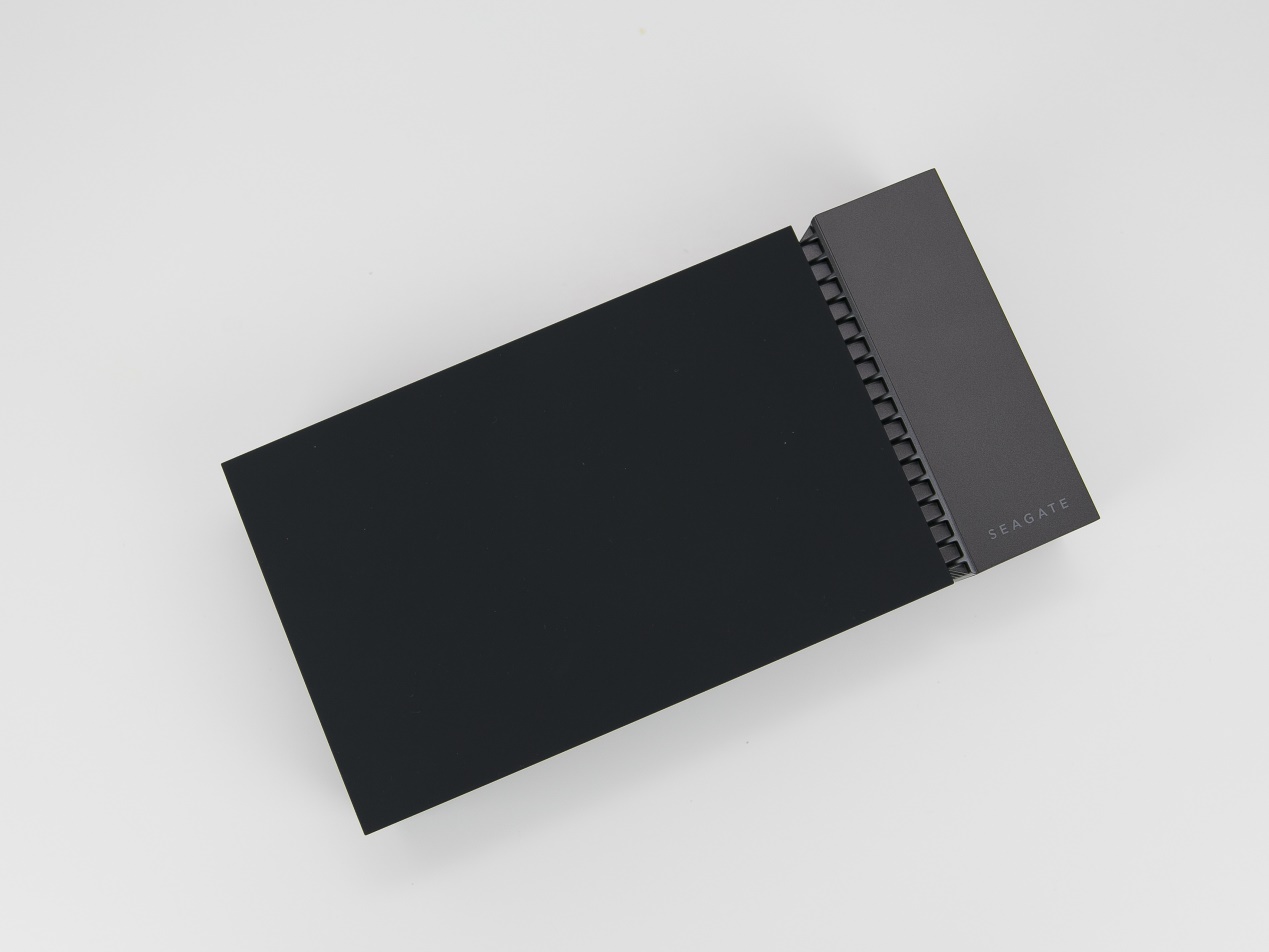 希捷酷玩3.516t,希捷firecuda520是希捷酷玩520吗