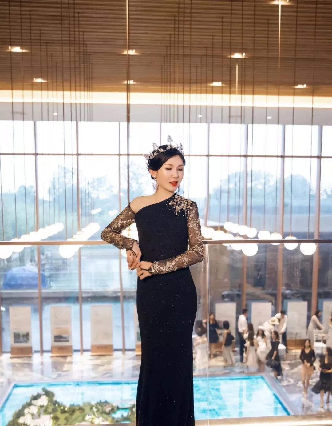 QUNEEN梦游仙境女王派对，天著之上有美的竞相发生