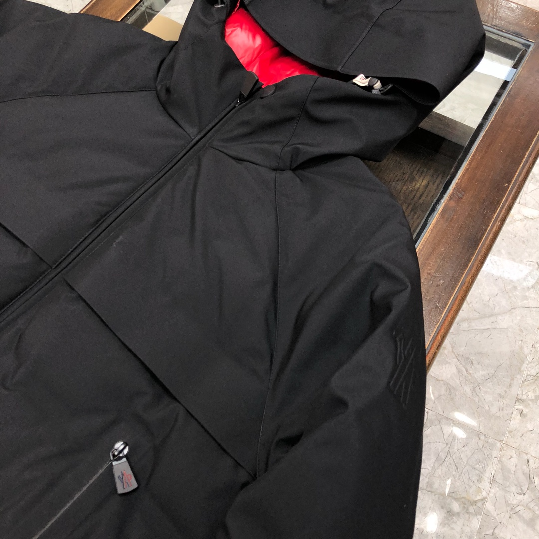 蒙口全黑长款羽绒服测评,北面和大鹅蒙口羽绒服哪个好