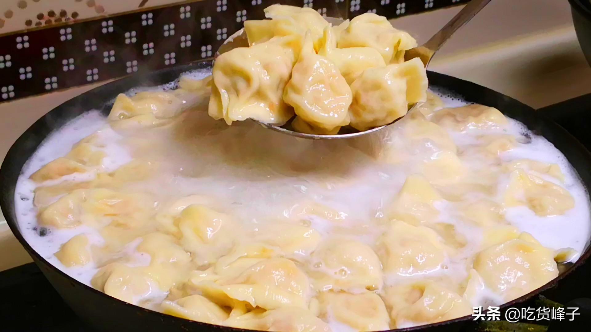 调肉馅饺子时,记住“3放3不放”,肉香十足味道正,多汁没腥味