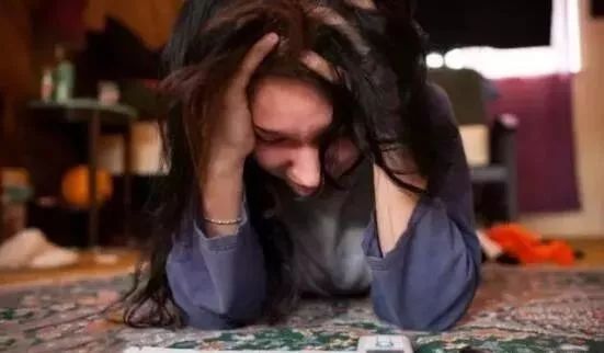 为什么吸毒的人要喝大量酸奶,吸毒品的人为什么喜欢喝冰水